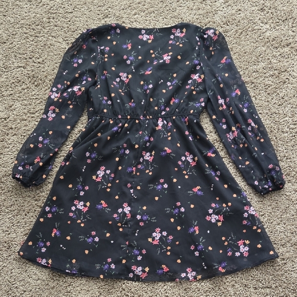 Floral Long Sleeve Dress NEVER WORN! - Picture 2 of 4